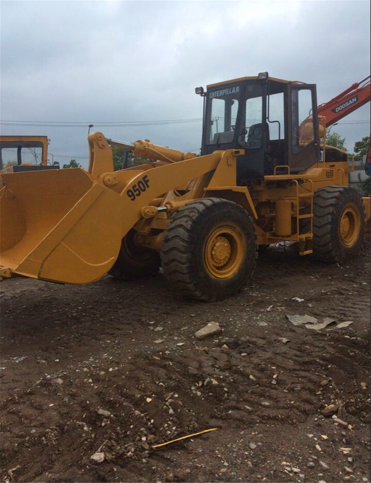 CAT Wheel Loader CAT 950F - Chargeuse sur pneus: photos 2 CAT Wheel Loader CAT 950F - Chargeuse sur pneus: photos 2