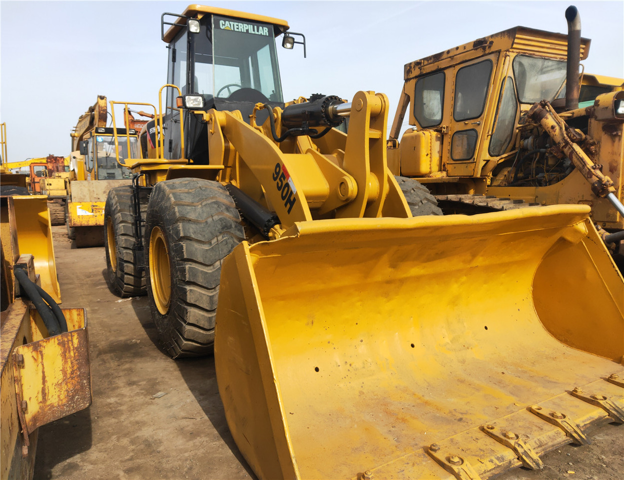 CATERPILLAR Wheel Loader 950H Click Here for Discount - Chargeuse sur pneus: photos 5 CATERPILLAR Wheel Loader 950H Click Here for Discount - Chargeuse sur pneus: photos 5