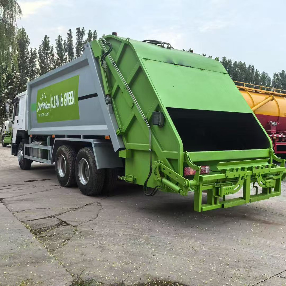 HOWO Garbage Truck Click Here for Discount - Camion: photos 4 HOWO Garbage Truck Click Here for Discount - Camion: photos 4