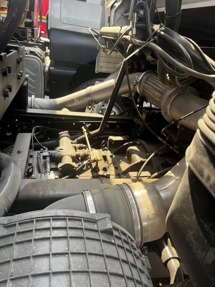 SHACMAN 8/4 Dump Truck New Brand Click Here for Discount - Camion: photos 5 SHACMAN 8/4 Dump Truck New Brand Click Here for Discount - Camion: photos 5