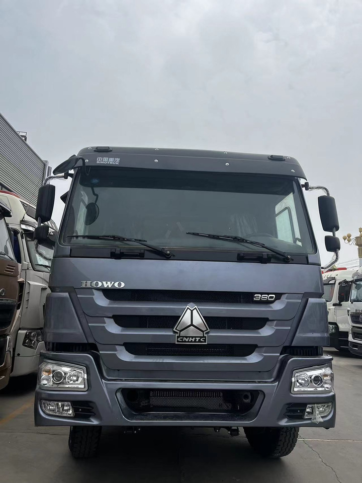 SINOTRUK HOWO Dump Truck 6x4 Click for Discount - Camion: photos 3 SINOTRUK HOWO Dump Truck 6x4 Click for Discount - Camion: photos 3