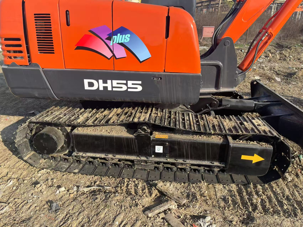 DOOSAN DH55 - Pelle sur chenille: photos 1 DOOSAN DH55 - Pelle sur chenille: photos 1