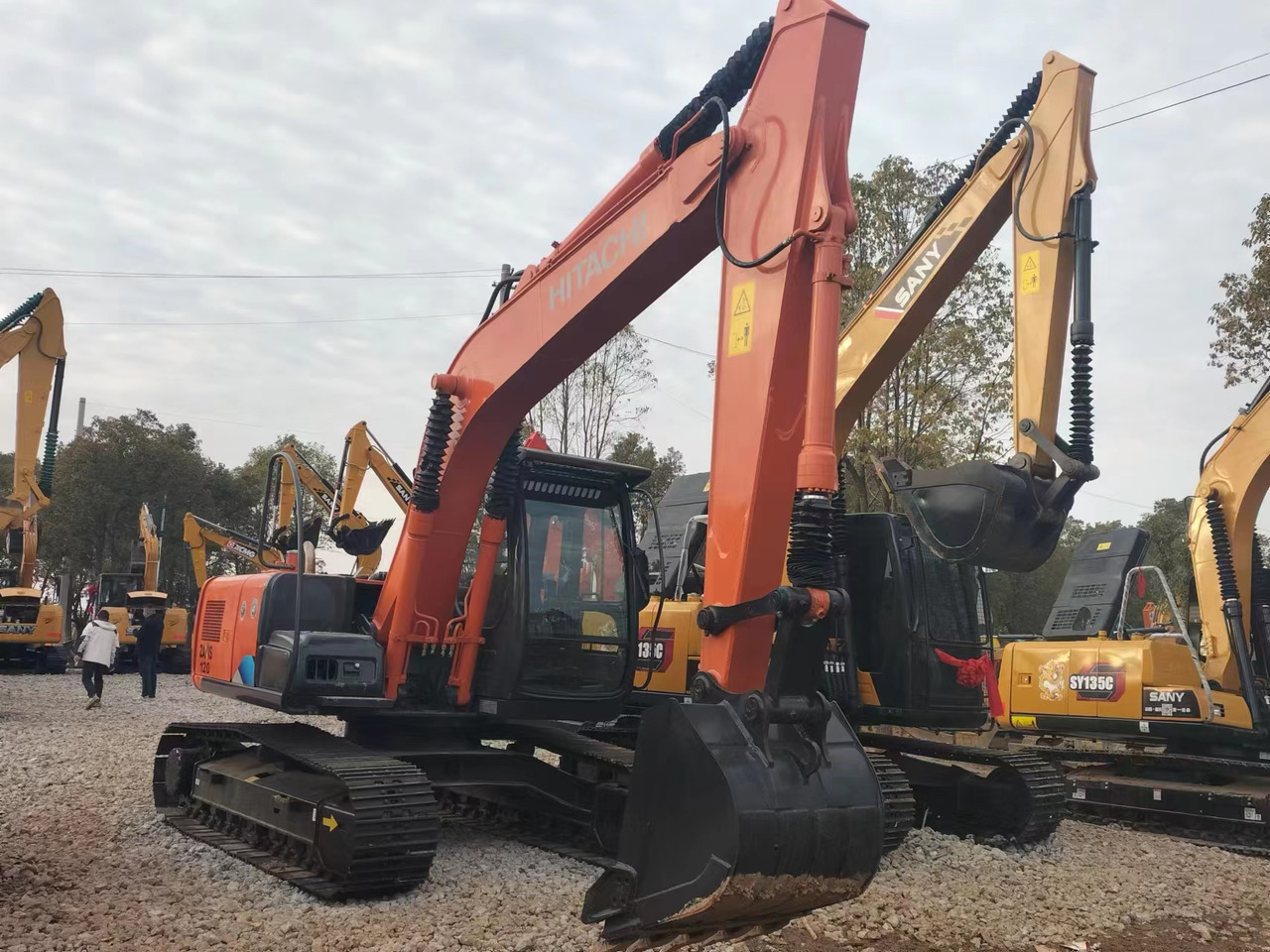 HITACHI ZX120 Excavator - Pelle sur chenille: photos 2 HITACHI ZX120 Excavator - Pelle sur chenille: photos 2