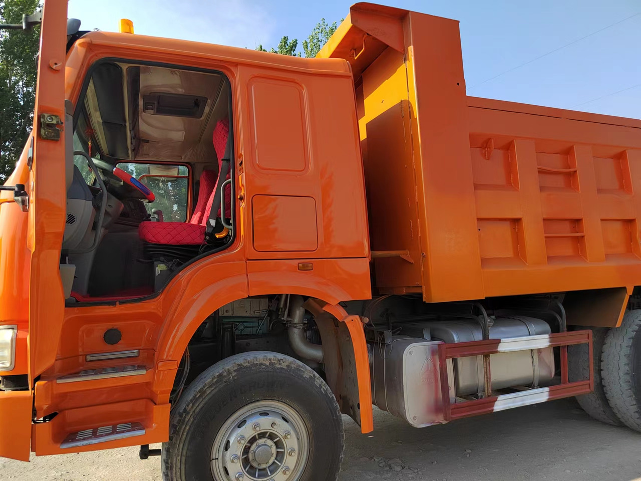 HOWO 371 Dump Truck 6*4 CLick here for Discount - Camion benne: photos 3 HOWO 371 Dump Truck 6*4 CLick here for Discount - Camion benne: photos 3
