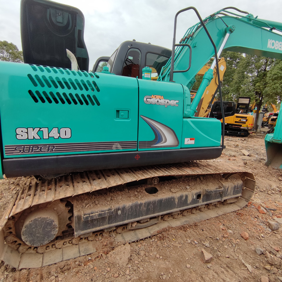 KOBELCO SK140 - Pelle sur chenille: photos 4 KOBELCO SK140 - Pelle sur chenille: photos 4