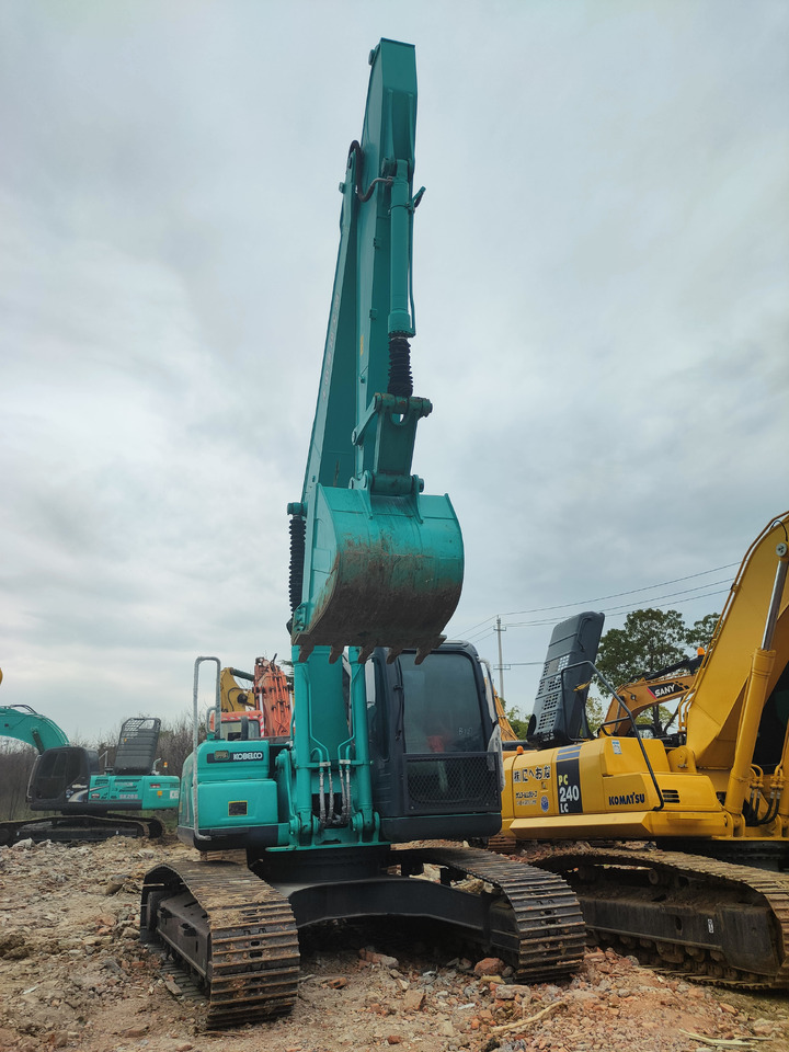 KOBELCO SK210D - Pelle sur chenille: photos 1 KOBELCO SK210D - Pelle sur chenille: photos 1