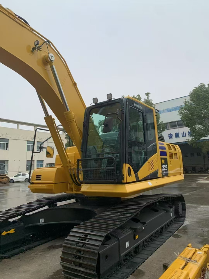 KOMATSU Crawler Excavator PC225 New - Pelle sur chenille: photos 1 KOMATSU Crawler Excavator PC225 New - Pelle sur chenille: photos 1