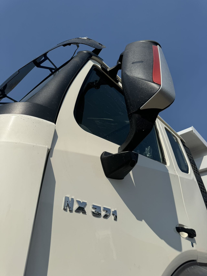 SINOTRUK HOWO NX371 6X4 - Camion benne: photos 4 SINOTRUK HOWO NX371 6X4 - Camion benne: photos 4
