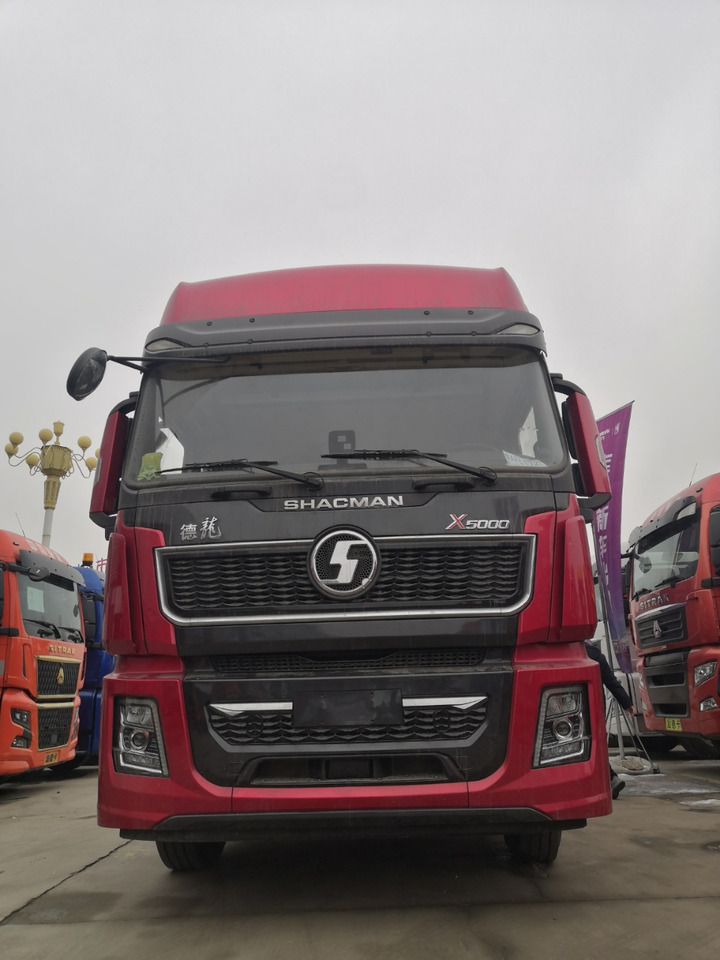 SINOTRUK M1064 4X2 Manual Tractor Unit - Tracteur routier: photos 2 SINOTRUK M1064 4X2 Manual Tractor Unit - Tracteur routier: photos 2