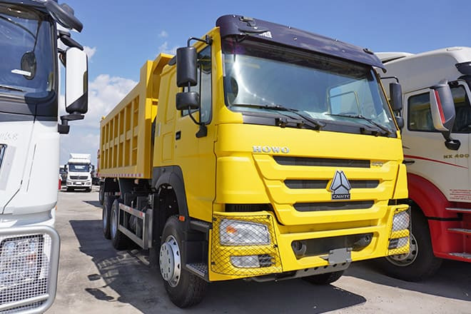 SINOTRUK Sinotruk Howo 400 New Dump Truck for Sale in Angola - Camion benne: photos 2 SINOTRUK Sinotruk Howo 400 New Dump Truck for Sale in Angola - Camion benne: photos 2