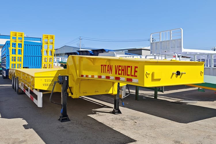 TITAN 3 Axle Low Bed Trailer Price for Sale in Kenya - Semi-remorque surbaissé: photos 2 TITAN 3 Axle Low Bed Trailer Price for Sale in Kenya - Semi-remorque surbaissé: photos 2