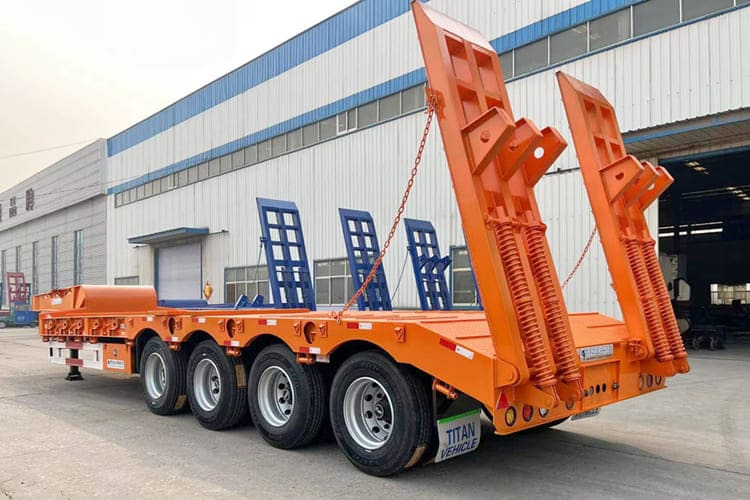 TITAN 4 Axle Lowbed Truck for Sale in Ghana - Semi-remorque surbaissé: photos 3 TITAN 4 Axle Lowbed Truck for Sale in Ghana - Semi-remorque surbaissé: photos 3
