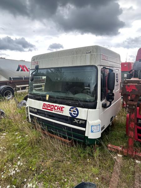DAF XF105-460 Blanche - Cabine pour Camion: photos 4 DAF XF105-460 Blanche - Cabine pour Camion: photos 4