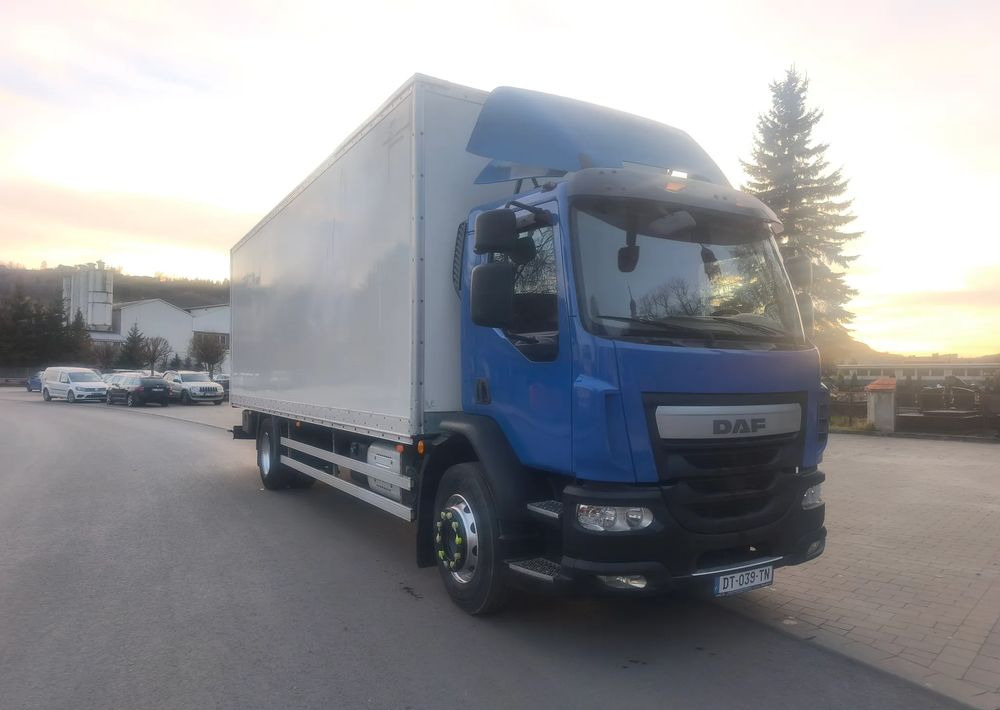 DAF LF 18.320 Kontener 20 palet - Camion fourgon: photos 2 DAF LF 18.320 Kontener 20 palet - Camion fourgon: photos 2