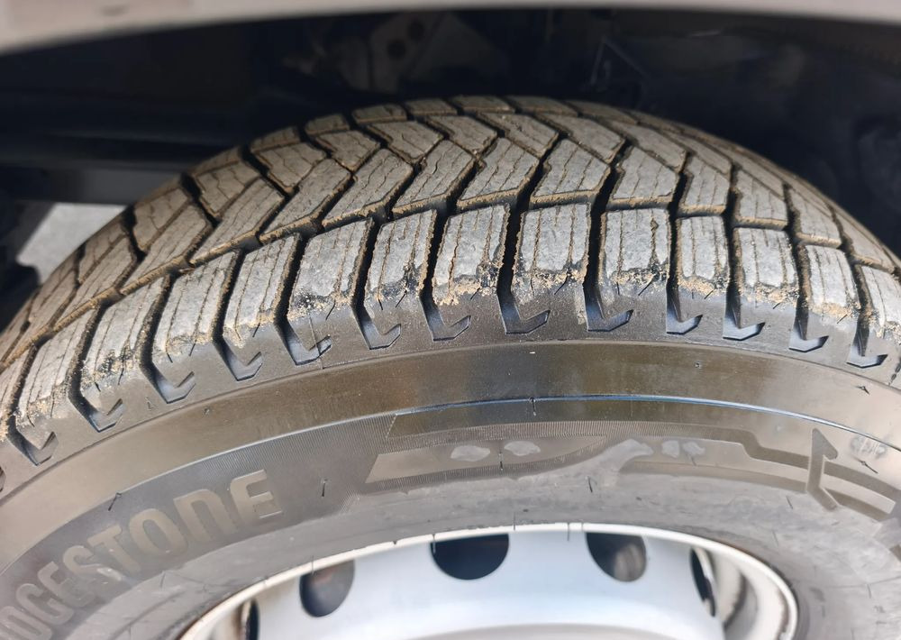 Châssis cabine Iveco DAILY 70C18 rama do zabudowy 6 M obsługa silnika nowy rozrząd: photos 6 Châssis cabine Iveco DAILY 70C18 rama do zabudowy 6 M obsługa silnika nowy rozrząd: photos 6