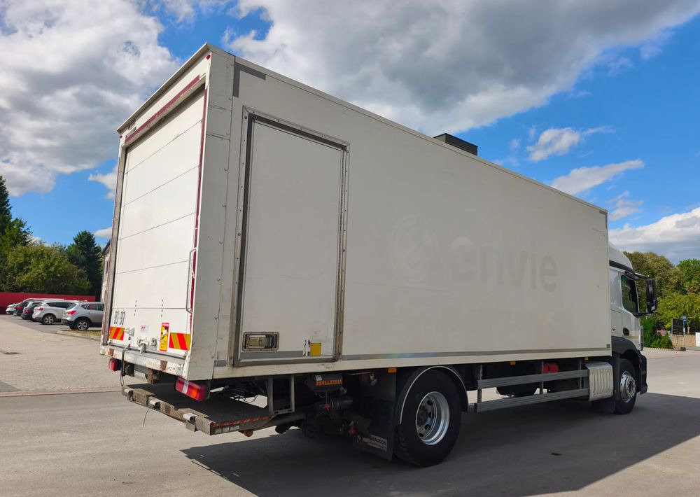 Mercedes-Benz ACTROS 18.360 kontener 18 p , winda - Camion fourgon: photos 5 Mercedes-Benz ACTROS 18.360 kontener 18 p , winda - Camion fourgon: photos 5