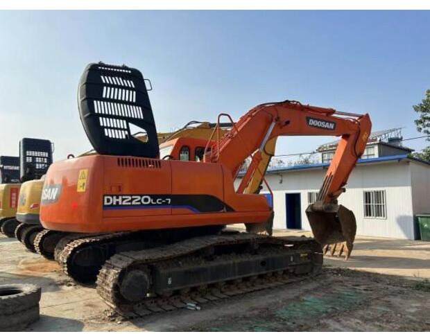 2019 Doosan DH220-7 - Pelle sur chenille: photos 1 2019 Doosan DH220-7 - Pelle sur chenille: photos 1