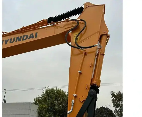 2020 Hyundai R305 - Pelle sur chenille: photos 2 2020 Hyundai R305 - Pelle sur chenille: photos 2