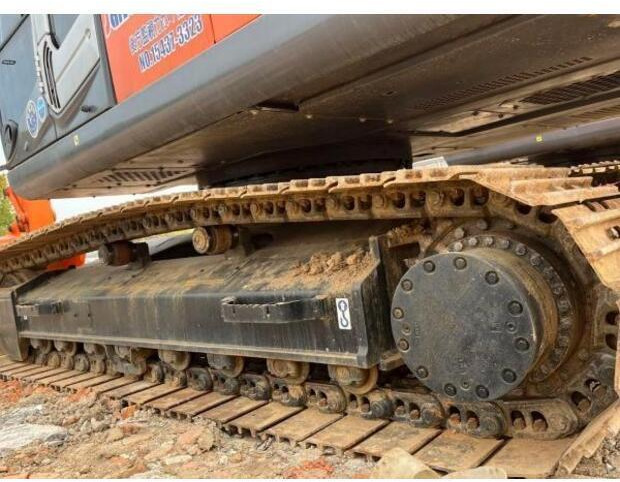 Pelle sur chenille 2023 Hitachi ZX240-3: photos 9