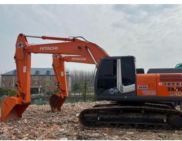 Pelle sur chenille 2023 Hitachi ZX240-3: photos 6