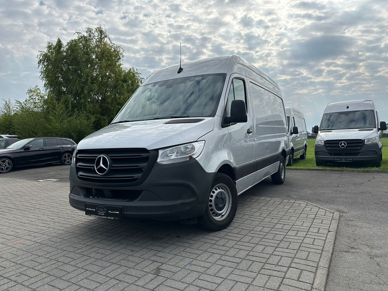 MERCEDES-BENZ Sprinter - Fourgon utilitaire: photos 1 MERCEDES-BENZ Sprinter - Fourgon utilitaire: photos 1