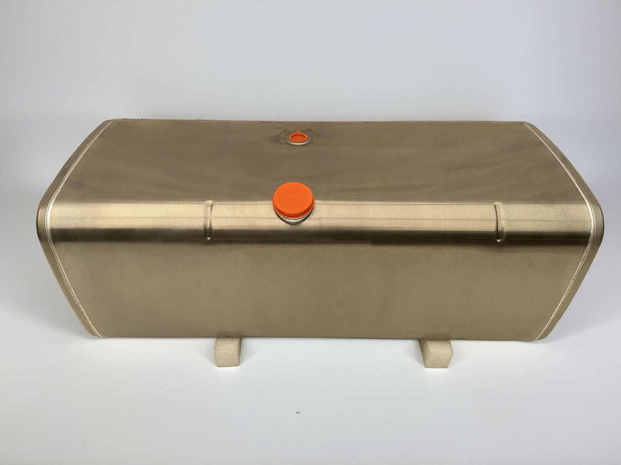 IVECO - Réservoir de carburant: photos 1 IVECO - Réservoir de carburant: photos 1