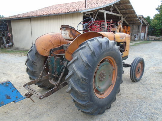 Someca super 40 - Tracteur agricole: photos 2 Someca super 40 - Tracteur agricole: photos 2
