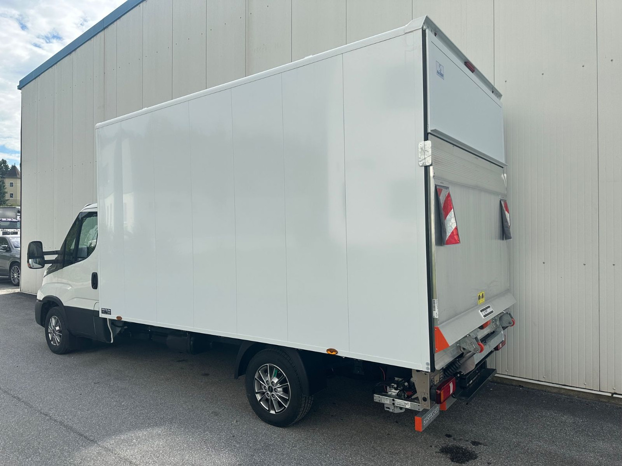 Iveco Daily 35S14 8g HiMatic LBW Mod 2025 - Fourgon grand volume: photos 3 Iveco Daily 35S14 8g HiMatic LBW Mod 2025 - Fourgon grand volume: photos 3