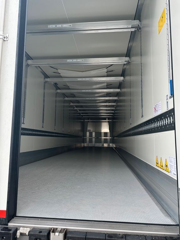 Krone SDR 27 Vector 1550 Doppelstock/Blumenbreit Krone SDR 27 Vector 1550 Doppelstock/Blumenbreit - Semi-remorque frigorifique: photos 5 Krone SDR 27 Vector 1550 Doppelstock/Blumenbreit Krone SDR 27 Vector 1550 Doppelstock/Blumenbreit - Semi-remorque frigorifique: photos 5