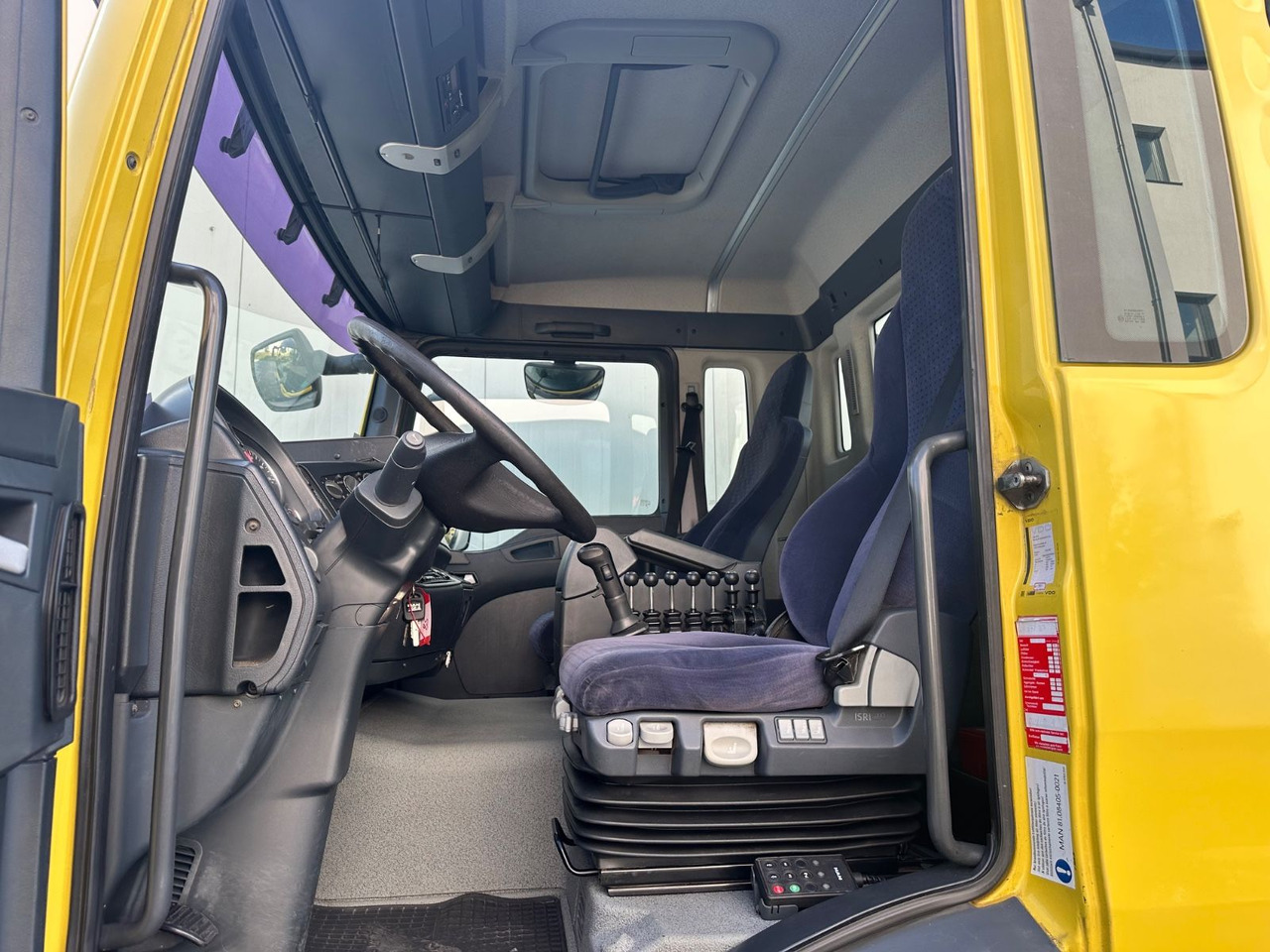 MAN TGA 26.440 - Camion benne: photos 5 MAN TGA 26.440 - Camion benne: photos 5