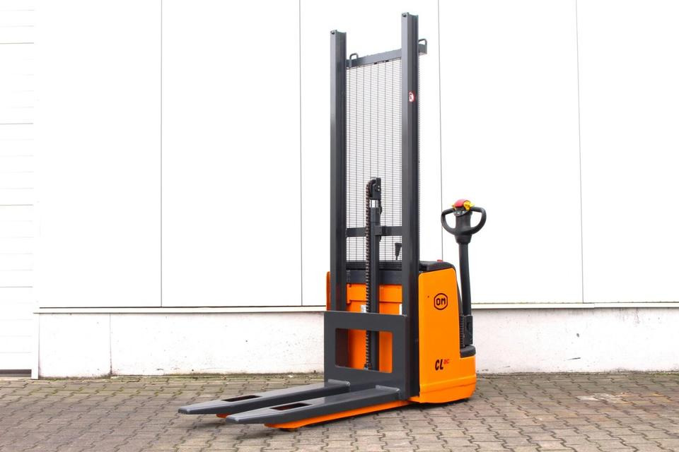 OM CL10,5ac - Batterie NEU - Gerbeur: photos 1 OM CL10,5ac - Batterie NEU - Gerbeur: photos 1