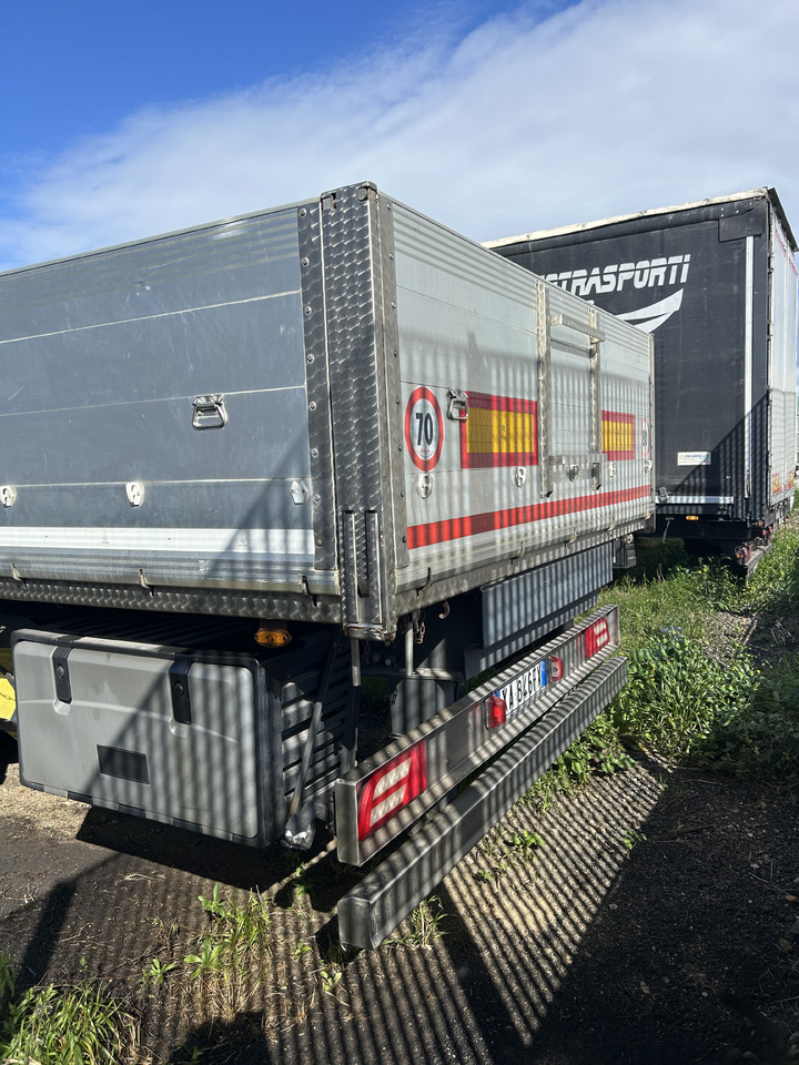 Mantella Trailers Srl SR Ribalt Bilaterale in acciaio sponde in alluminio - Semi-remorque benne: photos 4 Mantella Trailers Srl SR Ribalt Bilaterale in acciaio sponde in alluminio - Semi-remorque benne: photos 4