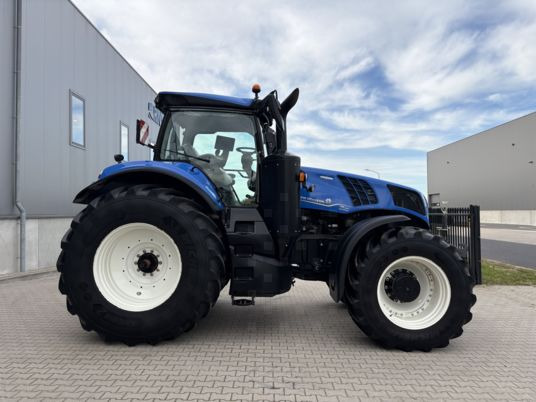 NEW HOLLAND New Holland T8.350 PLMi Genesis - Tracteur agricole: photos 2 NEW HOLLAND New Holland T8.350 PLMi Genesis - Tracteur agricole: photos 2