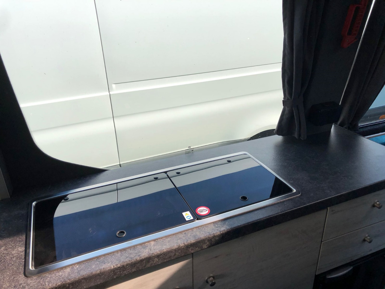 Camping-car intégral IVECO DAILY FORVEDA: photos 38 Camping-car intégral IVECO DAILY FORVEDA: photos 38