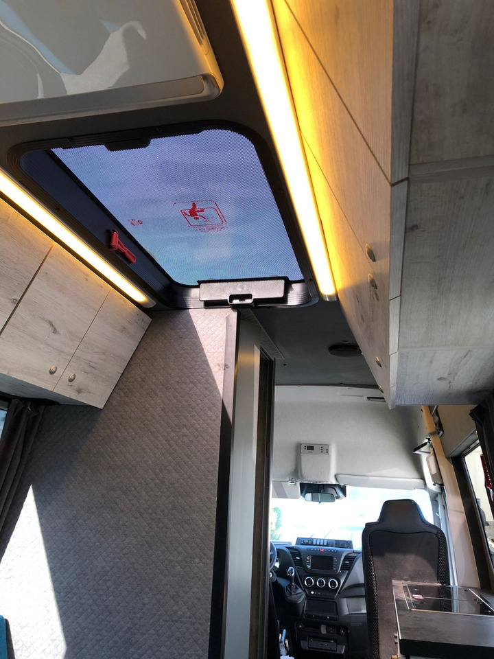 Camping-car intégral IVECO DAILY FORVEDA: photos 36 Camping-car intégral IVECO DAILY FORVEDA: photos 36