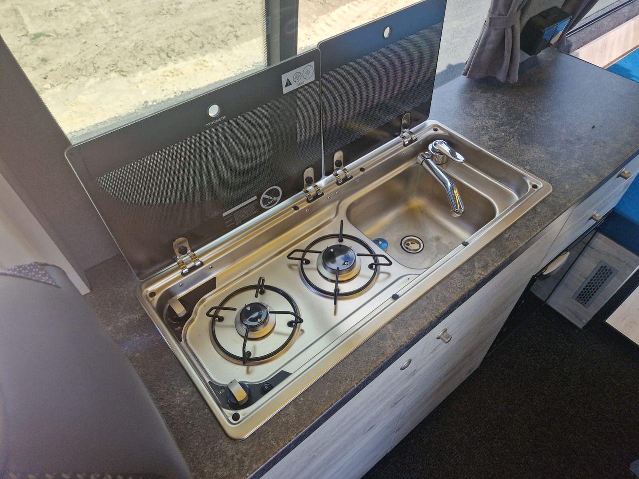 Camping-car intégral IVECO DAILY FORVEDA: photos 26 Camping-car intégral IVECO DAILY FORVEDA: photos 26