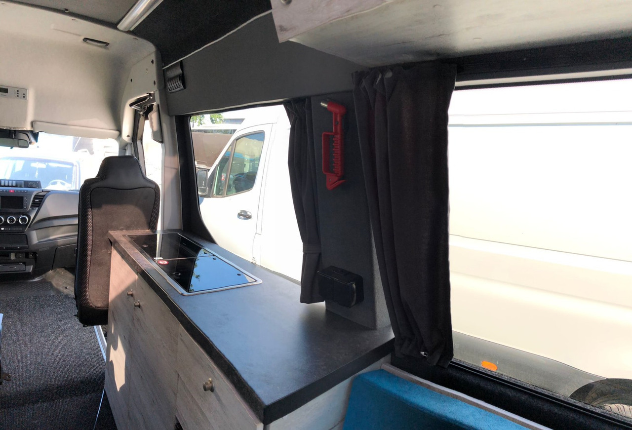 Camping-car intégral IVECO DAILY FORVEDA: photos 44 Camping-car intégral IVECO DAILY FORVEDA: photos 44