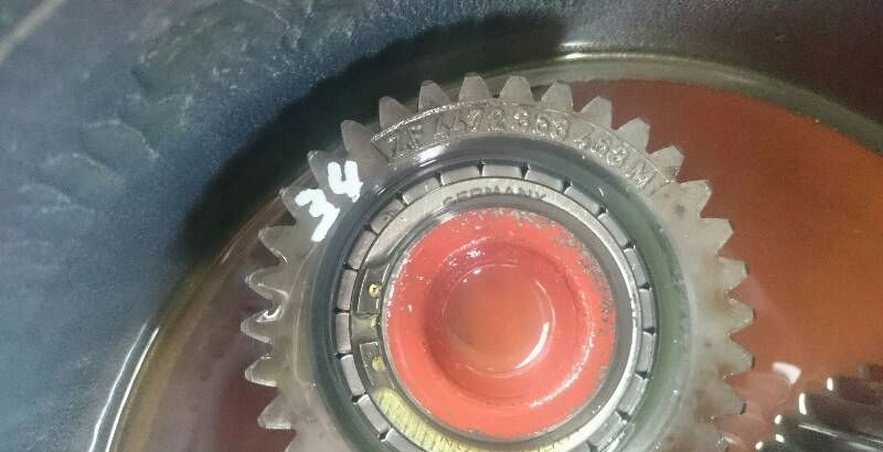 ZF APR 725 zwolnica koła - Moteur de translation pour Engins de chantier: photos 2 ZF APR 725 zwolnica koła - Moteur de translation pour Engins de chantier: photos 2