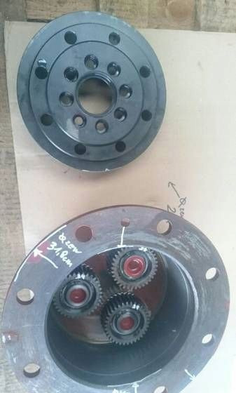 ZF APR 725 zwolnica koła - Moteur de translation pour Engins de chantier: photos 4 ZF APR 725 zwolnica koła - Moteur de translation pour Engins de chantier: photos 4