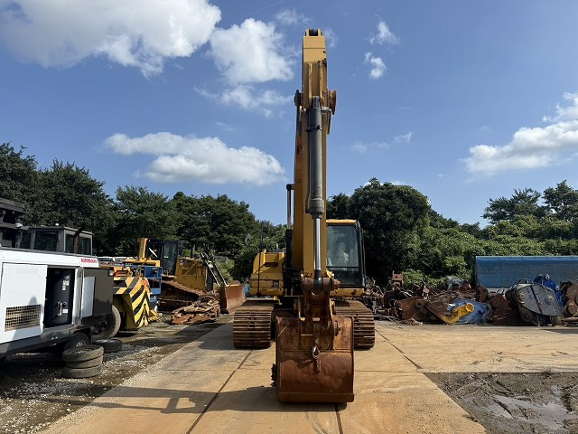 Pelle sur chenille CAT 320D-E: photos 8