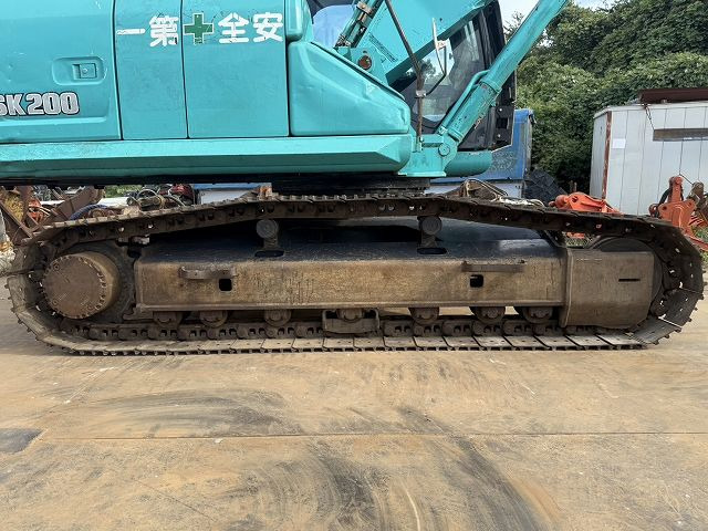 Pelle sur chenille KOBELCO SK200-9: photos 20