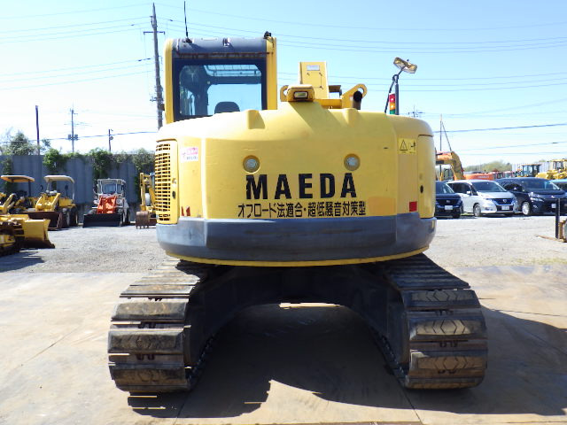 MAEDA LC1385M-8 - Grue sur chenilles: photos 4 MAEDA LC1385M-8 - Grue sur chenilles: photos 4