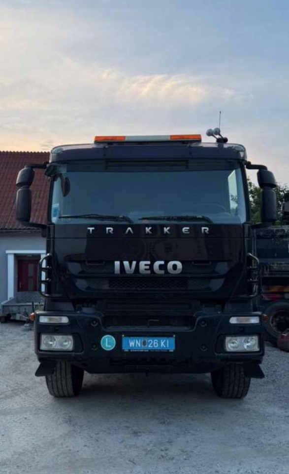 IVECO Trakker/ KPEC1/2A4 - Camion grue: photos 2 IVECO Trakker/ KPEC1/2A4 - Camion grue: photos 2