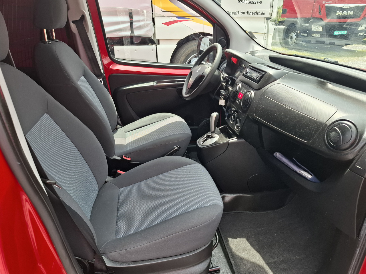 Véhicule utilitaire PEUGEOT Peugeot Bipper 1.3 HDI: photos 17 Véhicule utilitaire PEUGEOT Peugeot Bipper 1.3 HDI: photos 17