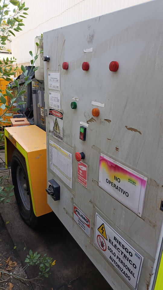 PUTZMEISTER TK40 - Pompe à béton stationnaire: photos 4 PUTZMEISTER TK40 - Pompe à béton stationnaire: photos 4