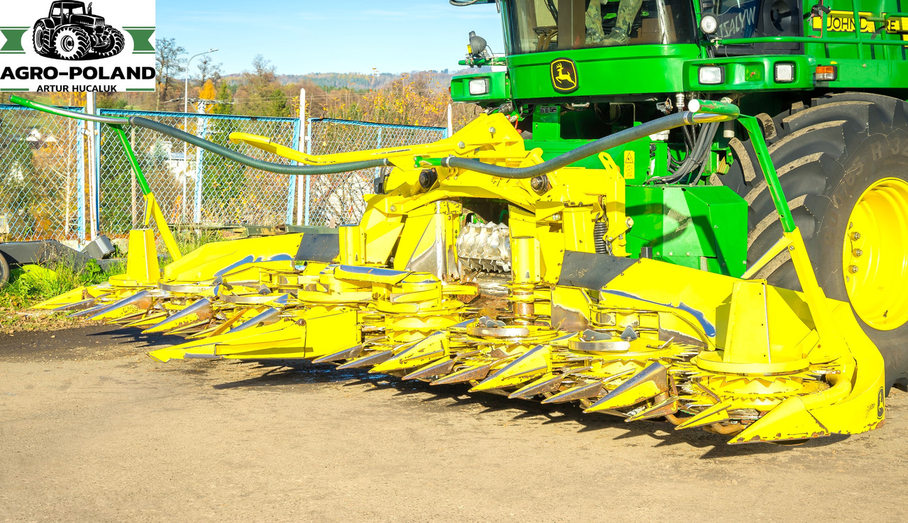 JOHN DEERE 7350i - ProDrive - 4x4 - 2012 rok - GPS - Kemper 360 plus - Pickup 630c - 40 km/h - Ensileuse: photos 3 JOHN DEERE 7350i - ProDrive - 4x4 - 2012 rok - GPS - Kemper 360 plus - Pickup 630c - 40 km/h - Ensileuse: photos 3