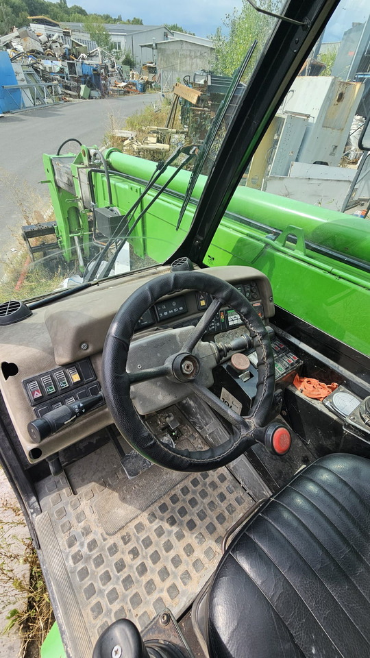 Manitou MRT 1432 Rotating Telehandler - Chariot télescopique: photos 3 Manitou MRT 1432 Rotating Telehandler - Chariot télescopique: photos 3