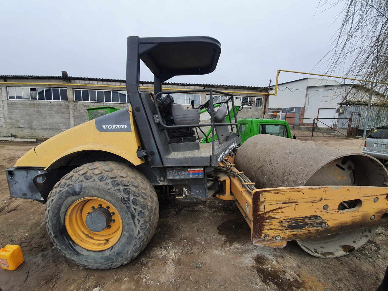 VOLVO SD100D - Compacteur à pieds de mouton/ Monocylindre: photos 1 VOLVO SD100D - Compacteur à pieds de mouton/ Monocylindre: photos 1