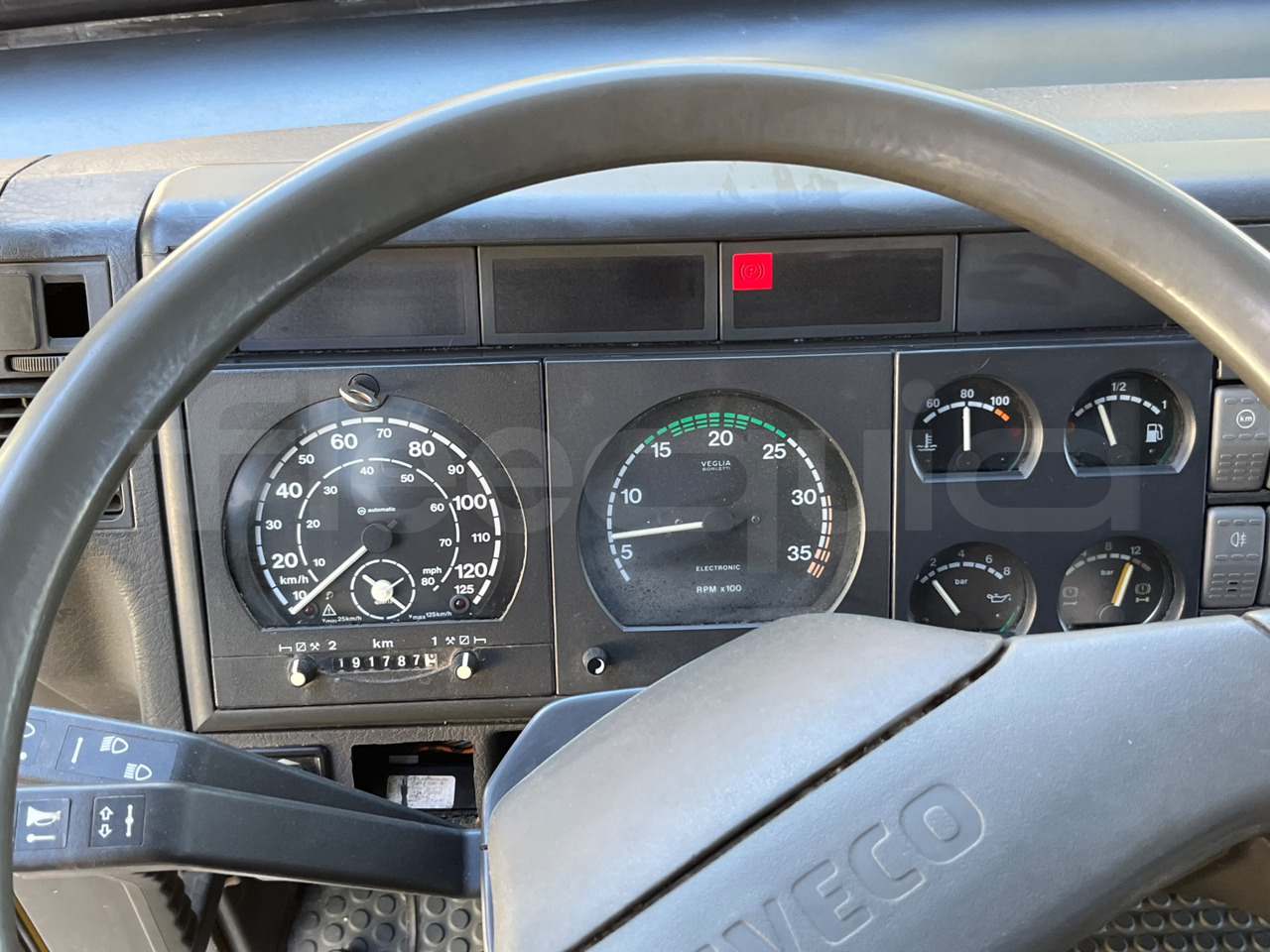 Iveco Carvin - Bus scolaire: photos 3 Iveco Carvin - Bus scolaire: photos 3