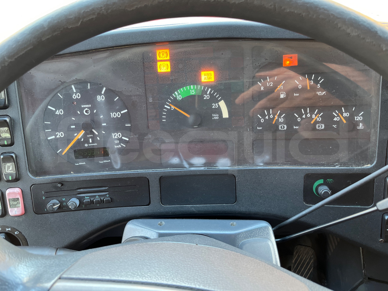 Mercedes-Benz 0 350 - Autocar: photos 3 Mercedes-Benz 0 350 - Autocar: photos 3